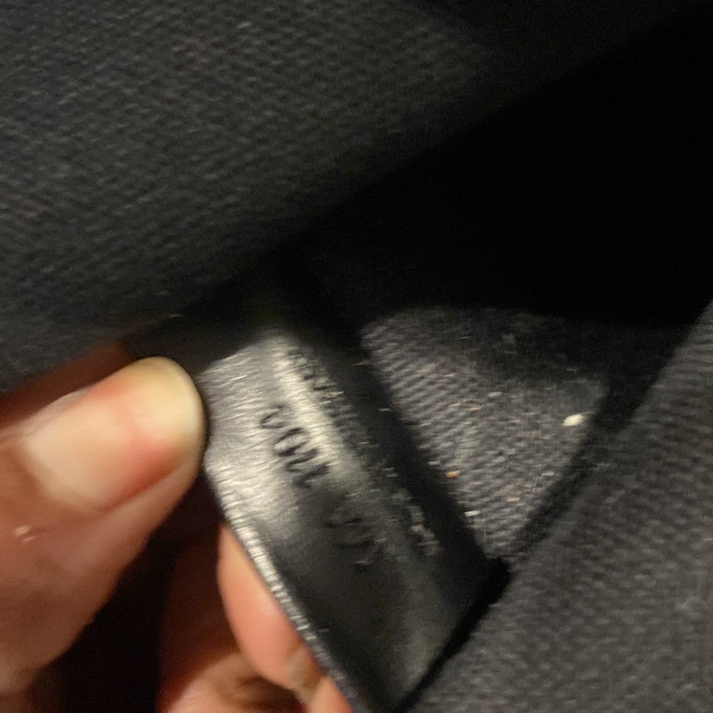 Authentic ❤️givenchy - Picture 7 of 7